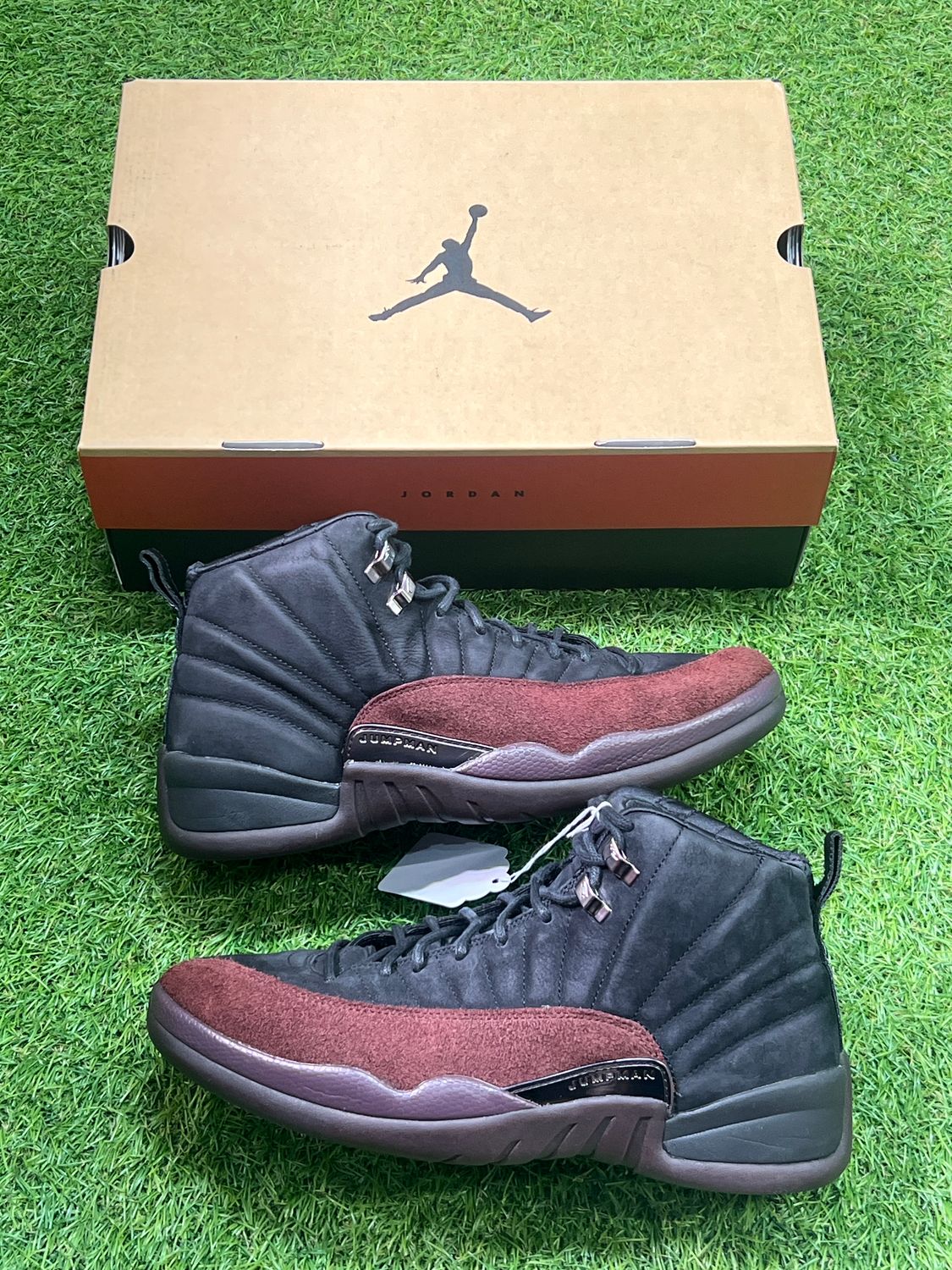 PREOWNED JORDAN 12 A MA MANIERE &quot;BLACK&quot; SIZE 13W/11.5