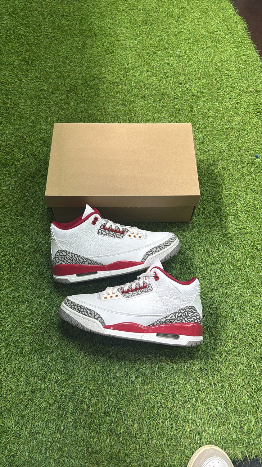 PREOWNED AIR JORDAN 3 &quot;CARDINAL&quot; SIZE 10