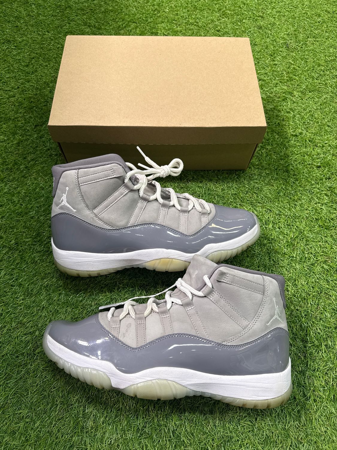 PREOWNED AIR JORDAN 11 &quot;COOL GREY&quot; SIZE 13