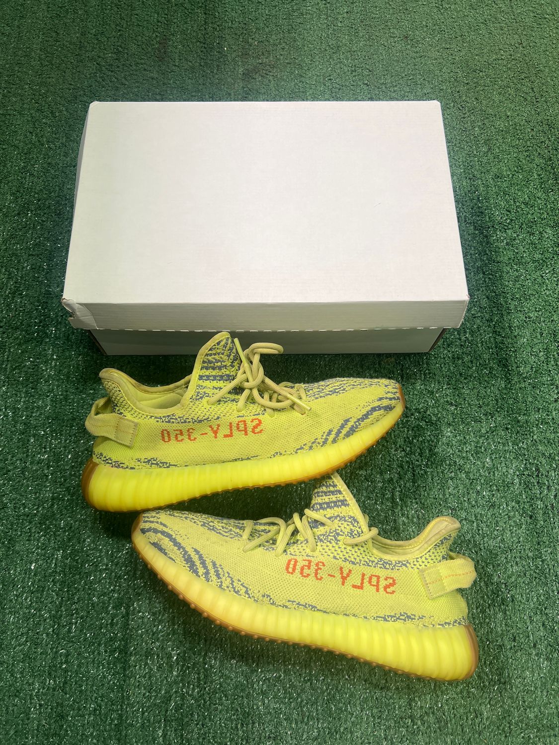 PREOWNED ADIDAS YEEZY 350 &quot;SEMI FROZEN&quot; SIZE 9.5