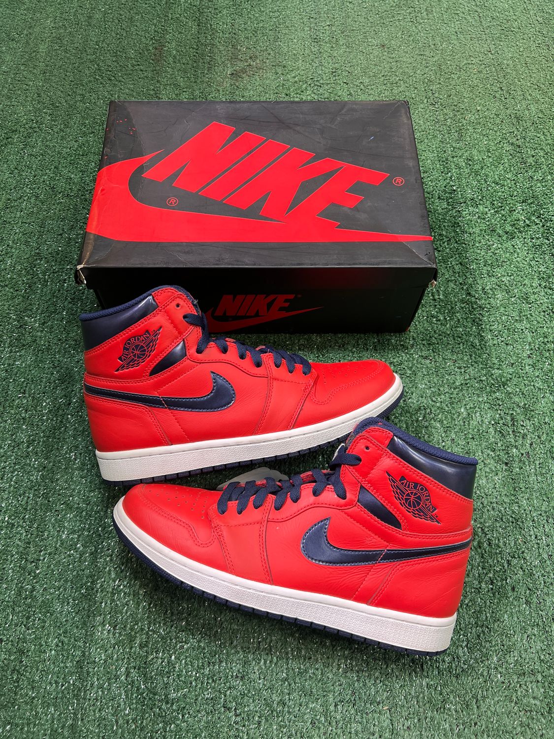 PREOWNED AIR JORDAN 1 &quot;DAVID LETTERMAN&quot; SIZE 9