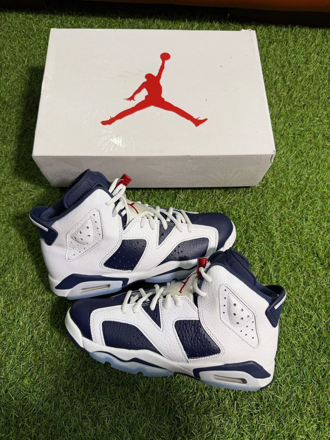 PREOWNED JORDAN 6 &quot; OLYMPIC &quot; SIZE 6.5