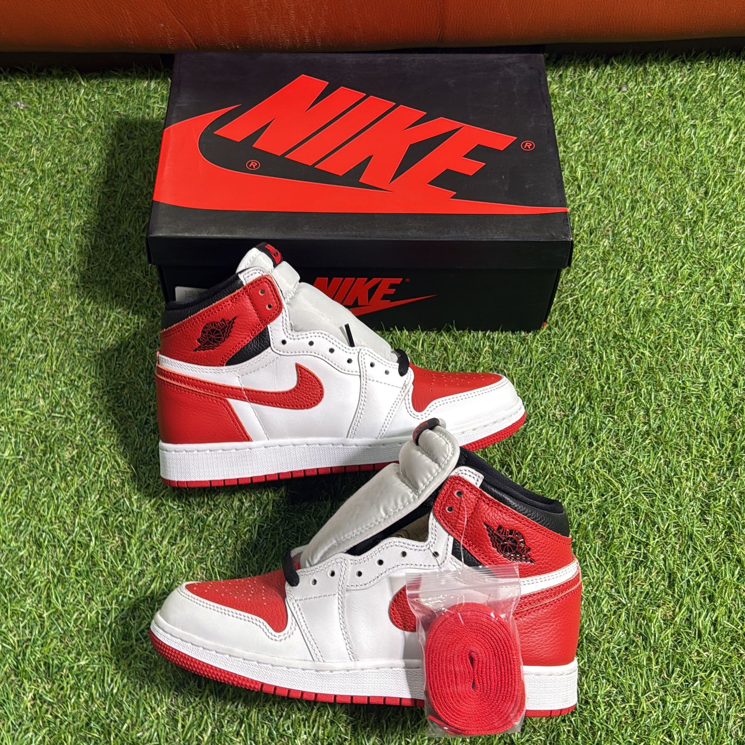 BRAND NEW GS AIR JORDAN 1 &quot;HERITAGE&quot; SIZE 6Y