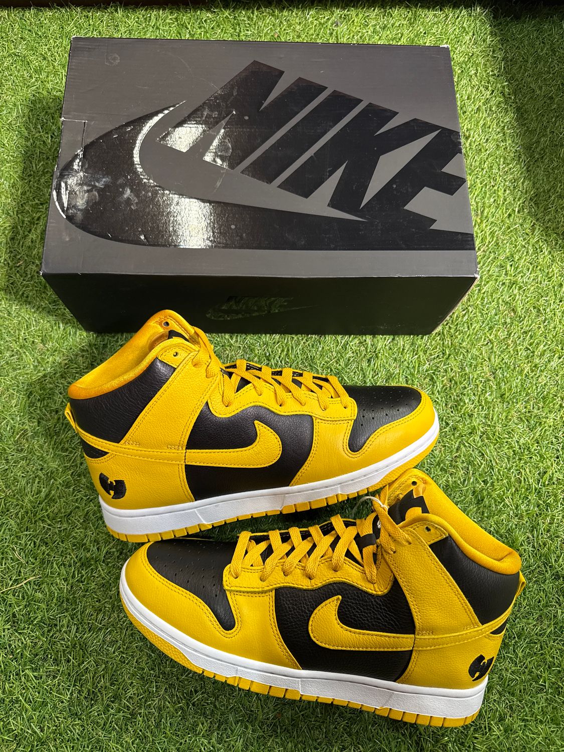 PREOWNED NIKE DUNK HIGH " WU-TANG" SIZE 9.5