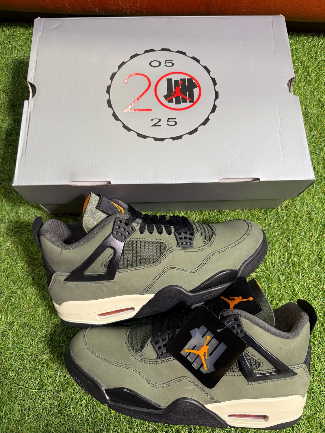 BRAND NEW AIR JORDAN 4 &quot;UNDEFEATED&quot; SIZE 11.5