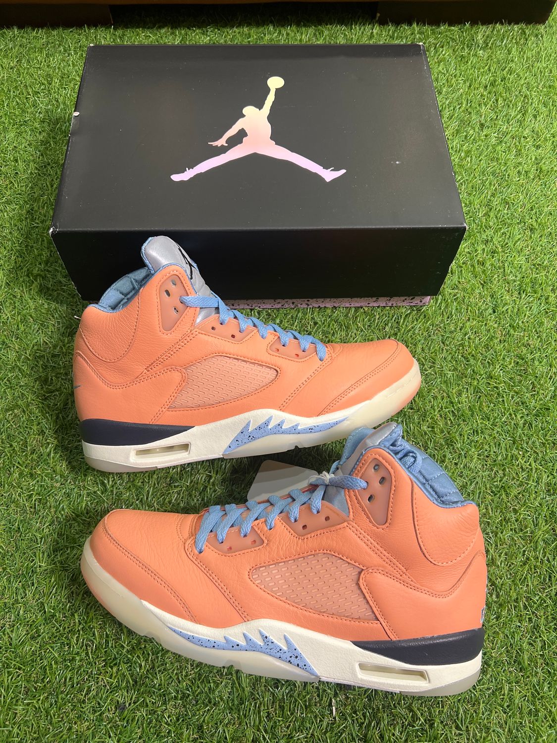 PREOWNED AIR JORDAN 5 &quot;DJ KHALID CRIMON BLISS&quot; SIZE 10