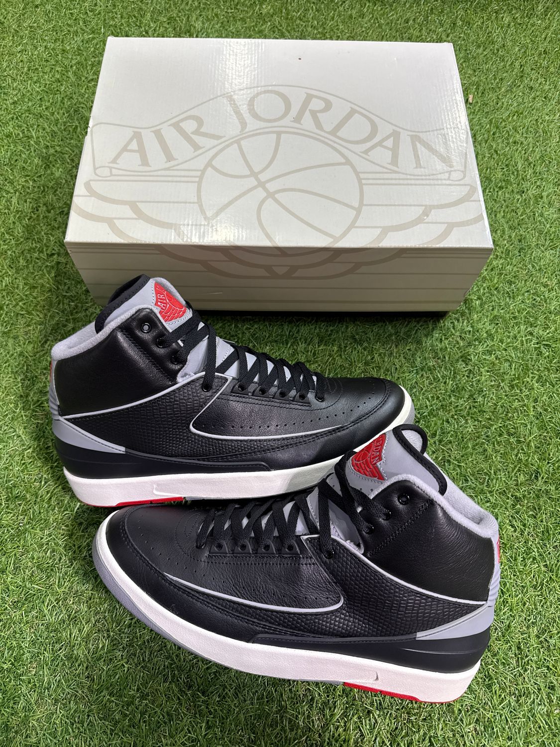 BRAND NEW AIR JORDAN 2 &quot;BLACK CEMENT&quot; SIZE 12