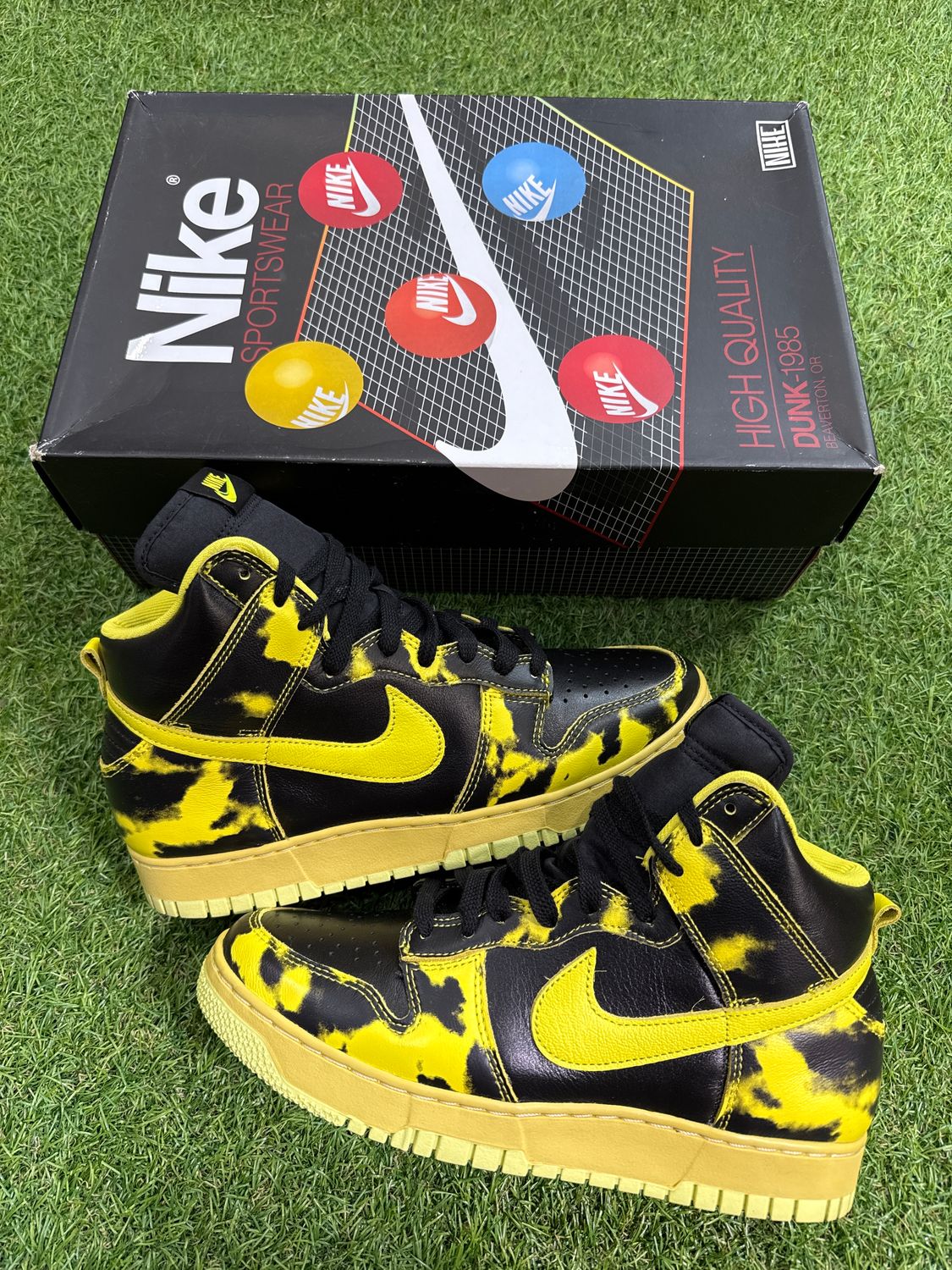PREOWEND NIKE DUNK HIGH "ACID WASH YELLOW" SIZE 9.5