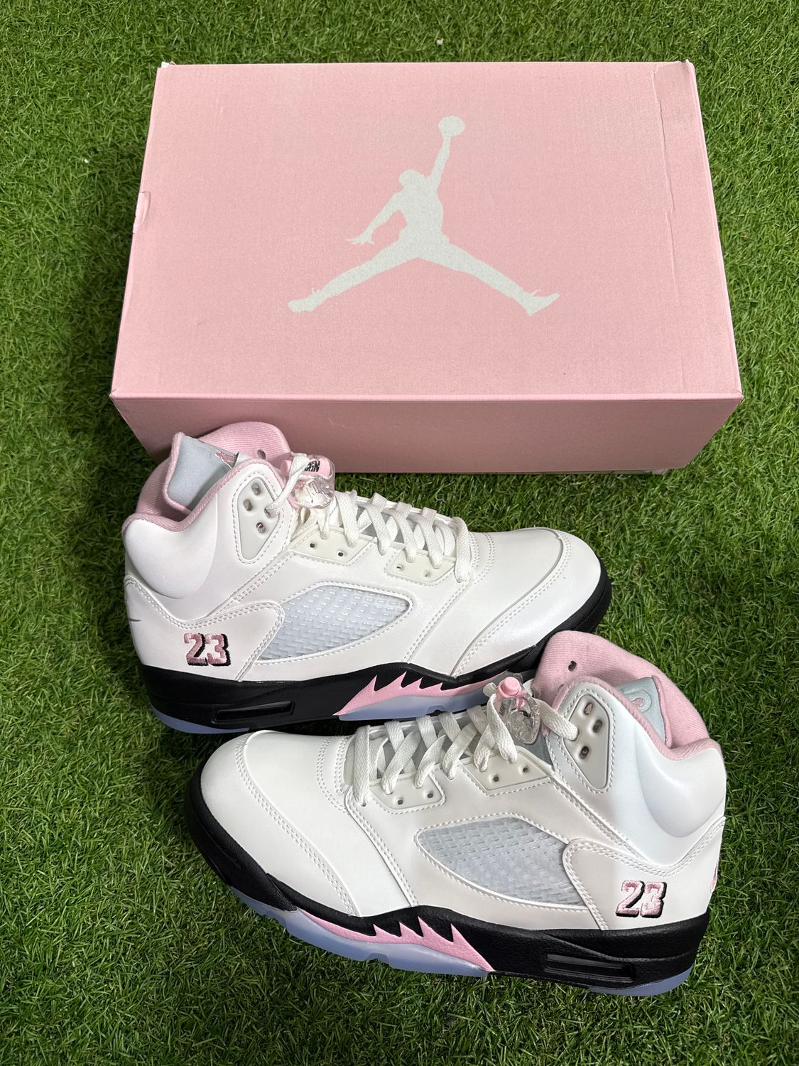 BRAND NEW AIR JORDAN 5 "SOFT PINK" SIZE 8