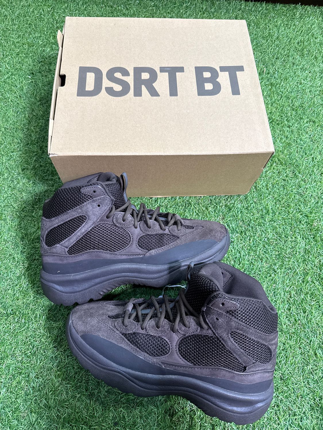 PRE OWNED YEEZY DESERT BOOT 'OIL' SZ:10.5