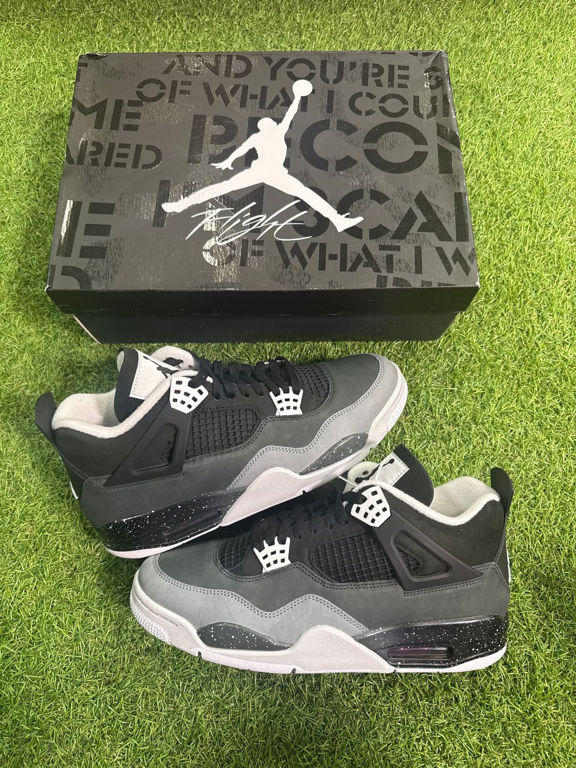 PREOWNED AIR JORDAN 4 &quot;FEAR&quot; SIZE 11