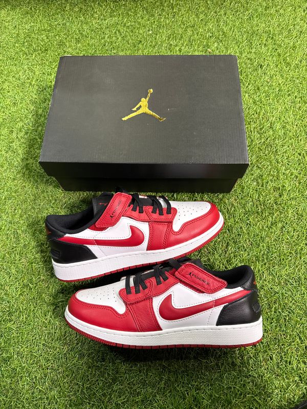 BRAND NEW GS AIR JORDAN 1 LOW "FLYEASE GYM RED" SIZE 7Y