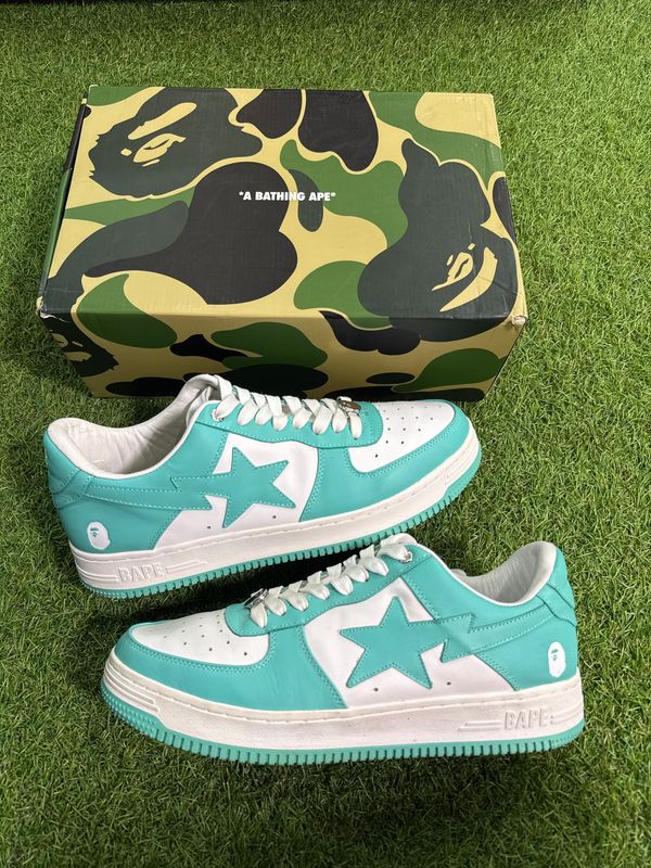 PREOWNED A BATHING APE BAPE STA "WHITE GREEN" SIZE 13