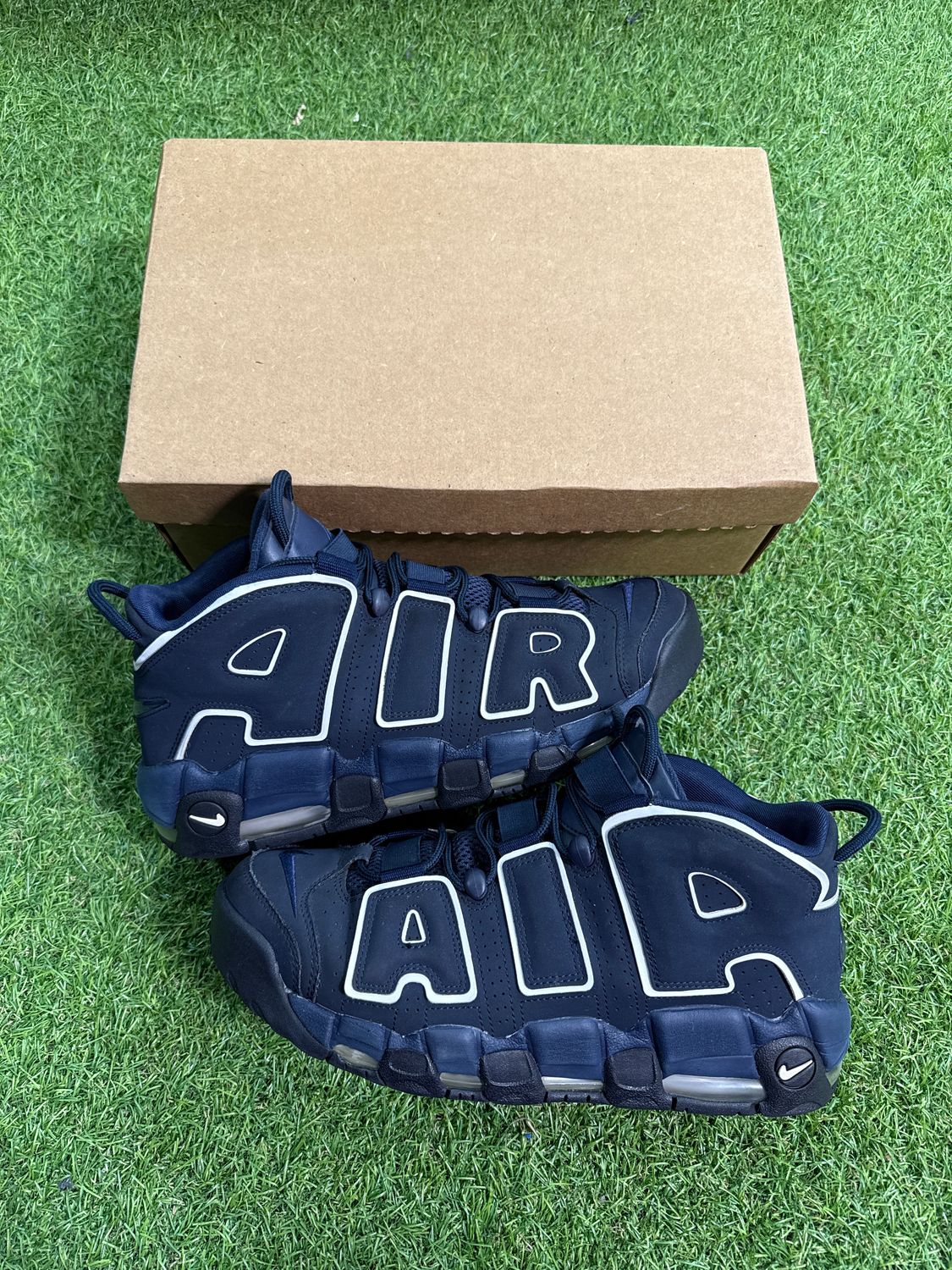 PREOWNED NIKE UPTEMPO "OBISIDIAN" SIZE 11.5