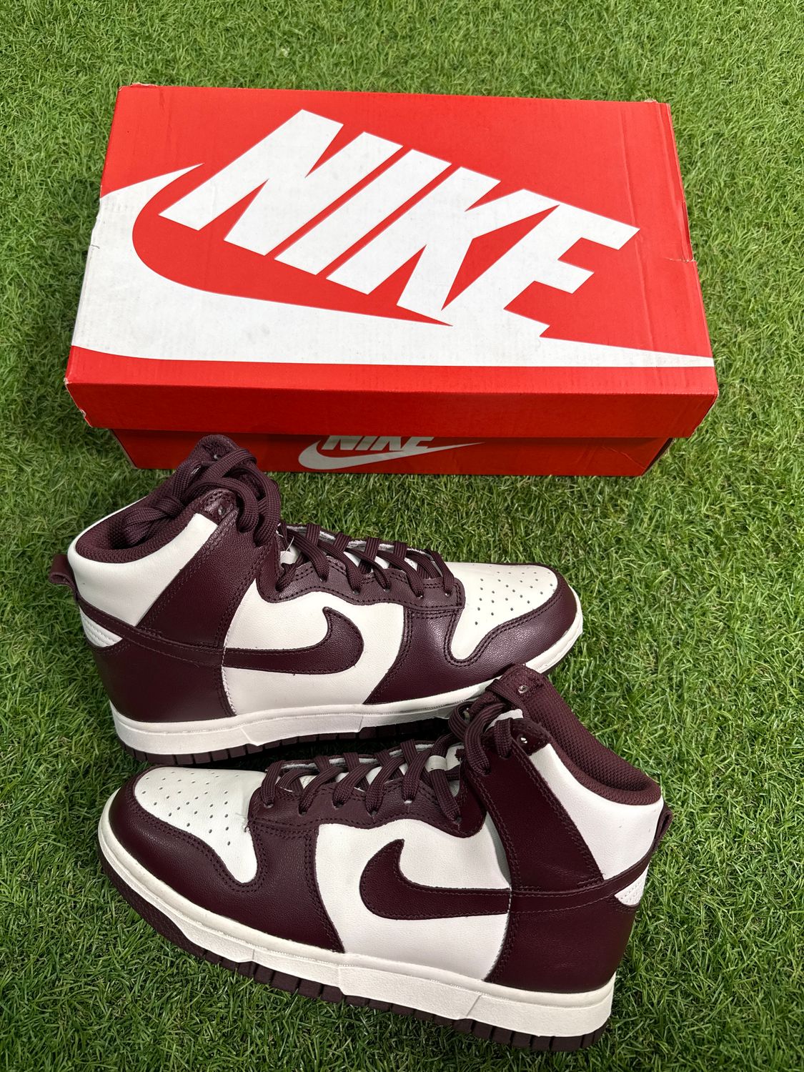 BRAND NEW NIKE DUNK HIGH &quot;BURGUNDY CRUSH&quot; SIZE 5.5Y