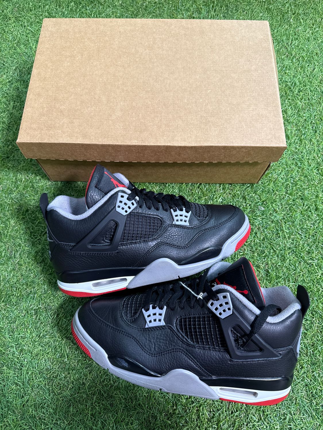 PREOWNED AIR JORDAN 4 "REIMAGINE BRED" SIZE 8.5