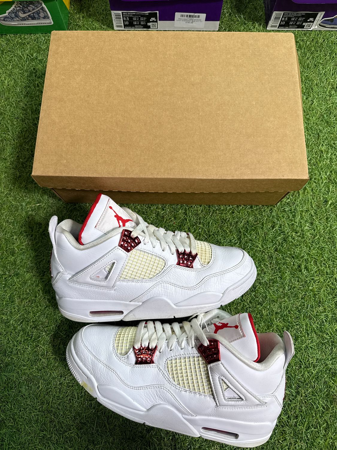 PREOWNED AIR JORDAN 4 "RED METALLIC" SIZE 8.5