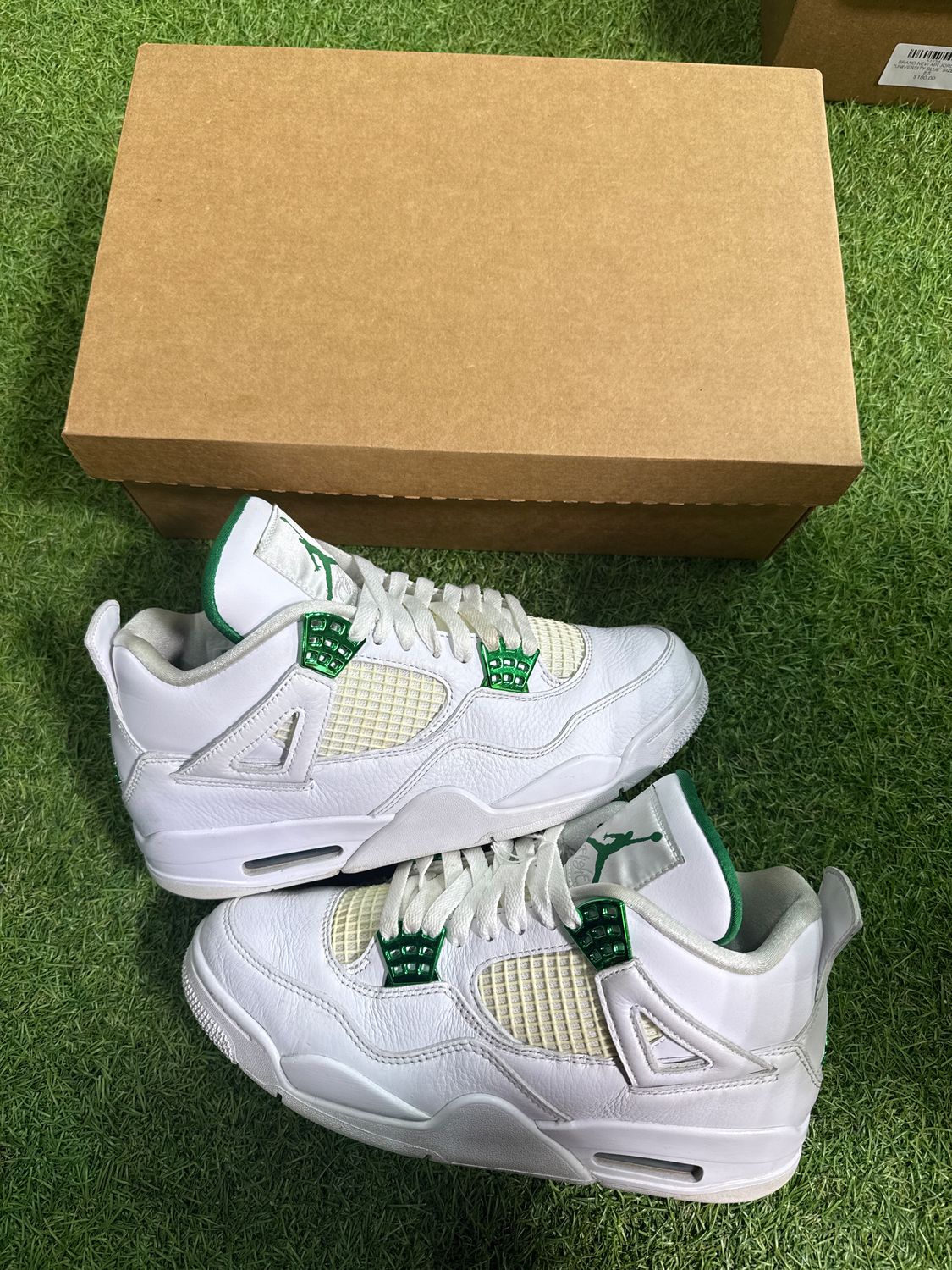 PREOWNED AIR JORDAN 4 "GREEN METALLIC" SIZE 8.5