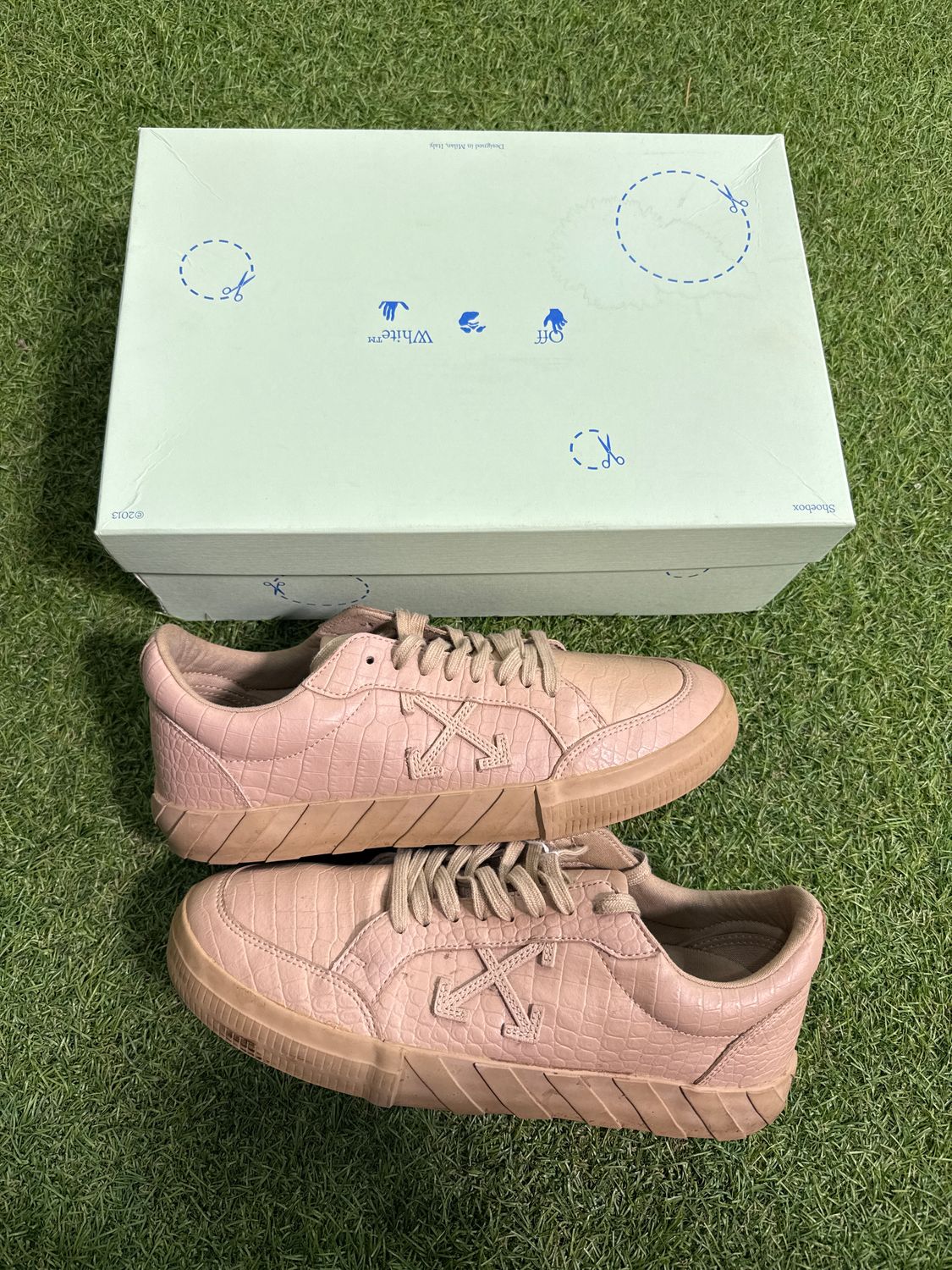 PREOWNED OFFWHITE VULC "BROWN" SIZE 10