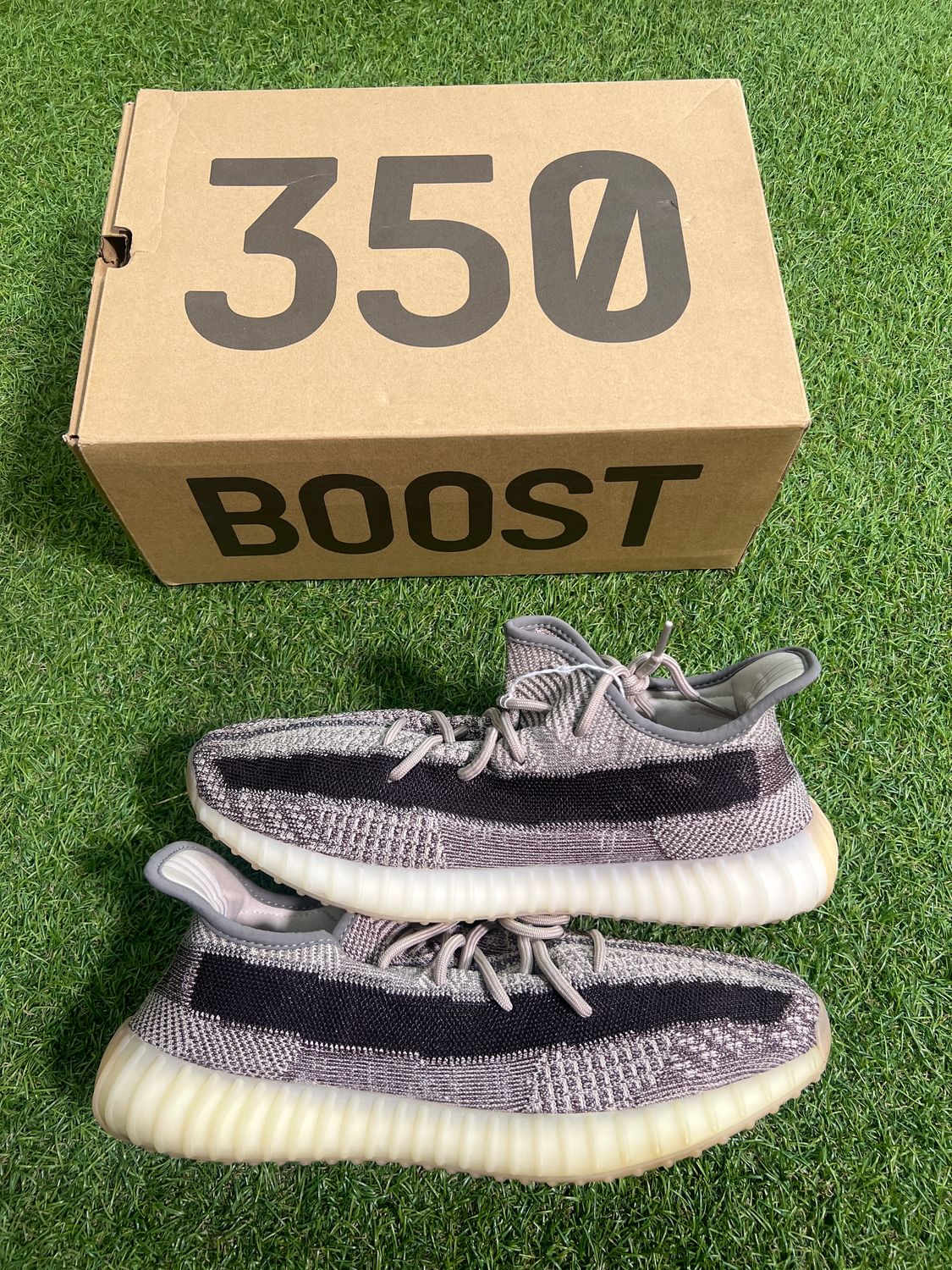 PREOWNED YEEZY 350 " ZYON " SIZE 12.5