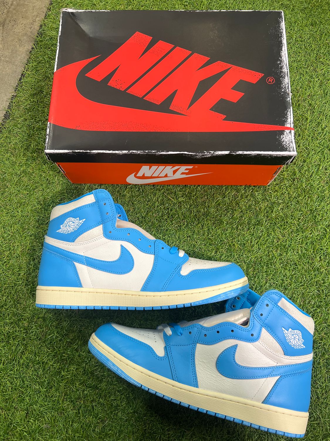 BRAND NEW AIR JORDAN 1 "REIMAGINE UNC" SIZE 13