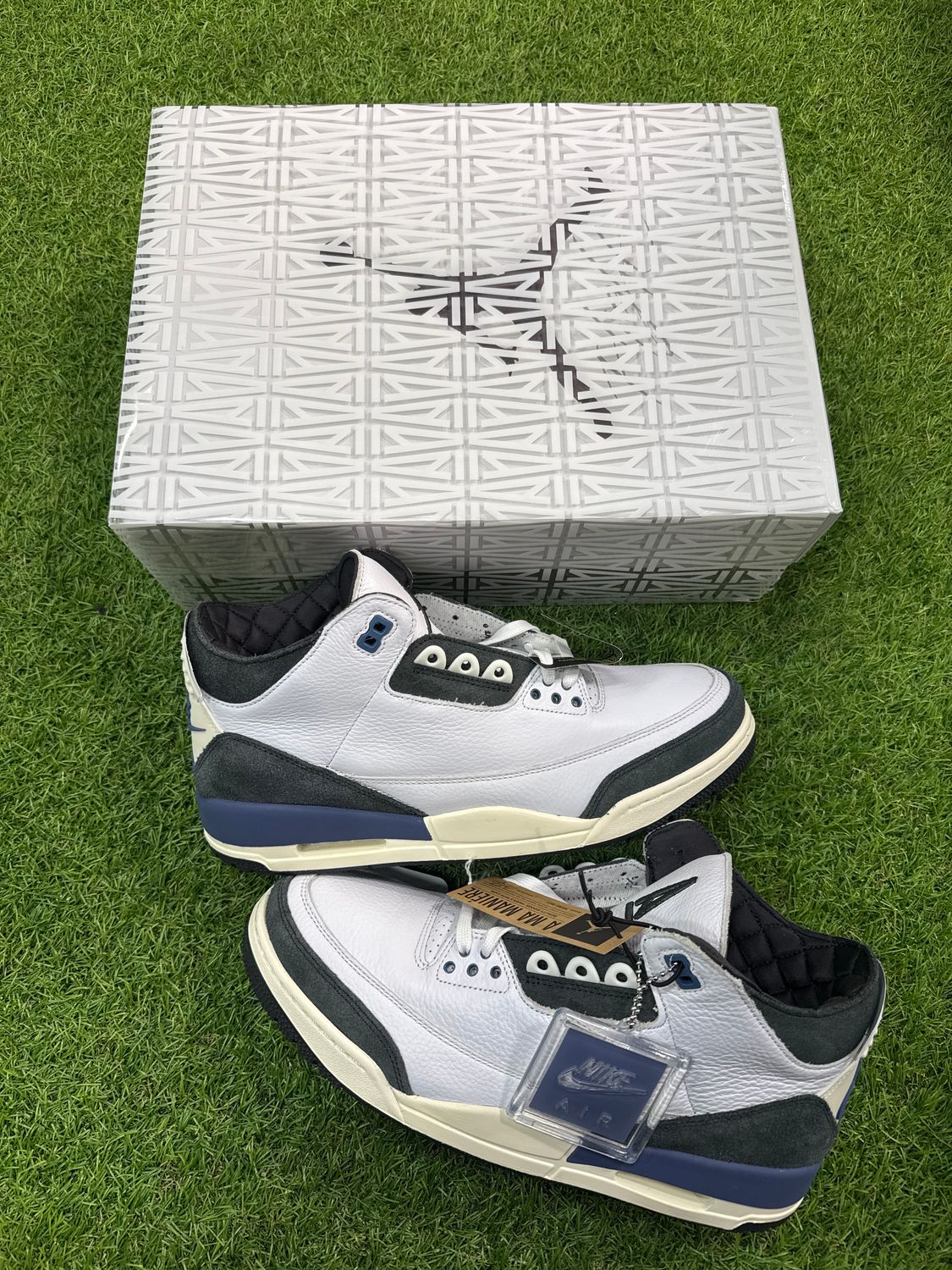 BRAND NEW JORDAN 3 A MA MANIERE " DIFFUSED BLUE " SIZE 11