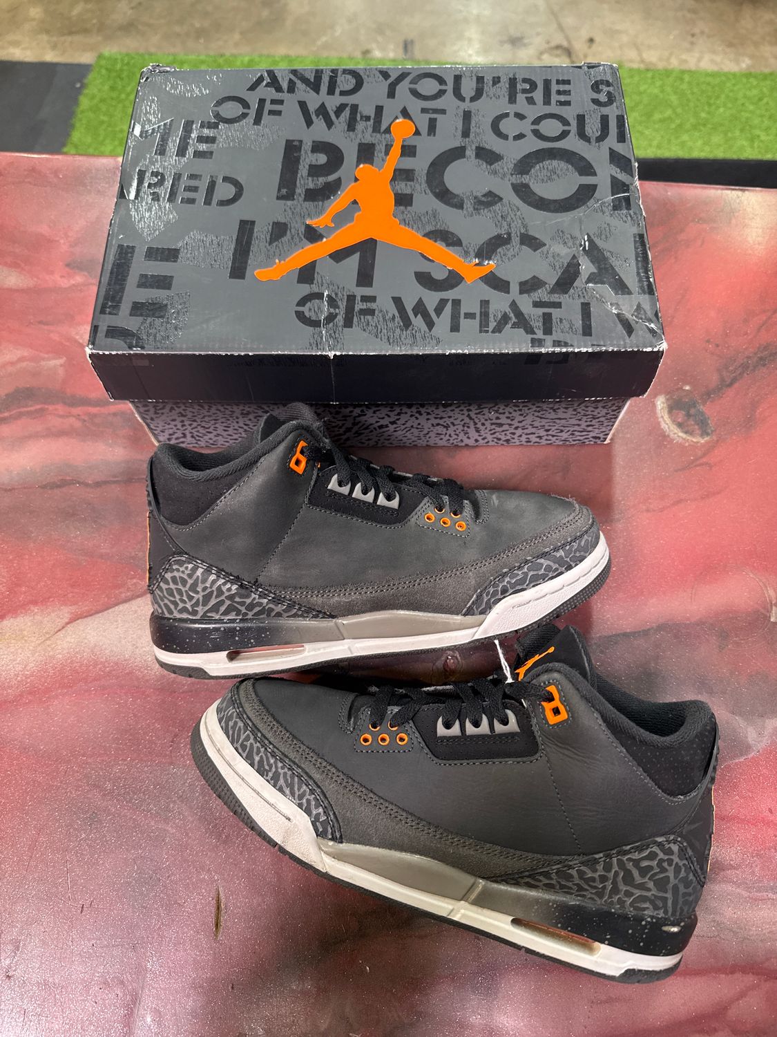 PREONED JORDAN 3 "FEAR" SIZE 6.5