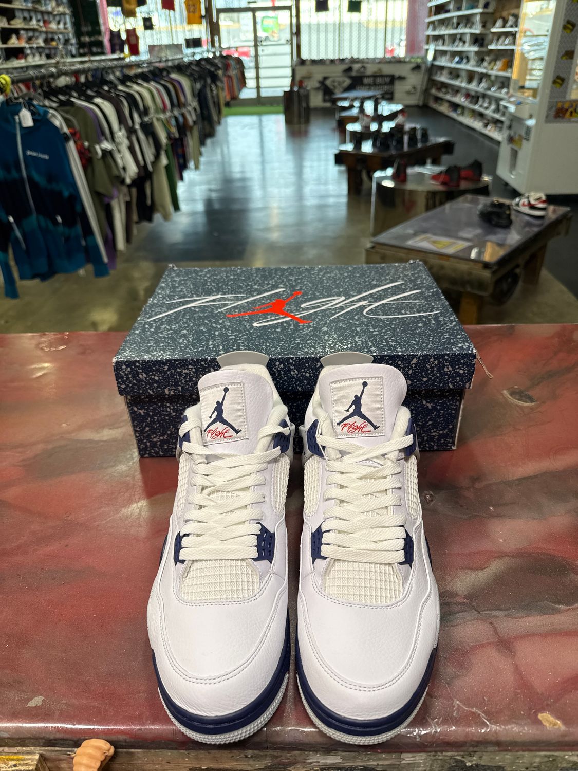 BRAND NEW JORDAN 4 "MIDNIGHT NAVY" SIZE 12