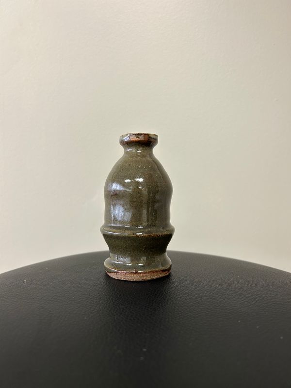 Tiny Tier Bottle