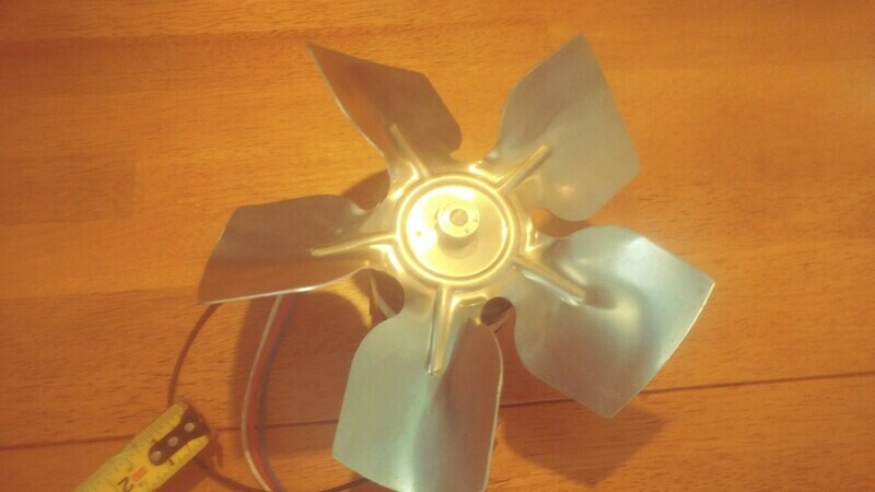 Country Flame Motor with Fan Blade