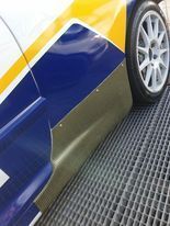 protection aile arrière 207 en carbone kevlar asphalte