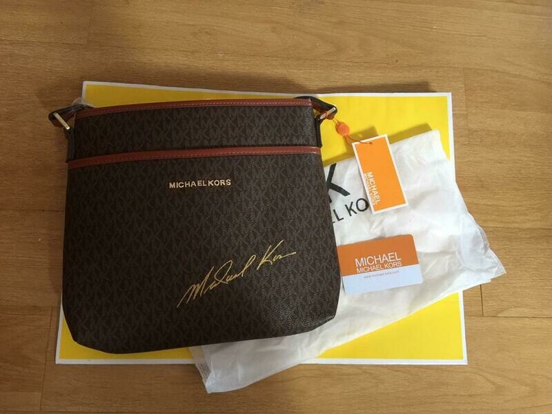 MK Sling bag