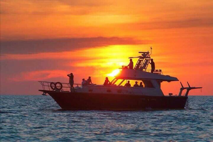 Full day All inclusive Yatch charter