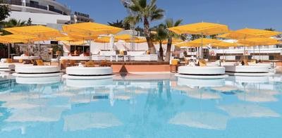 Beach Club Beds