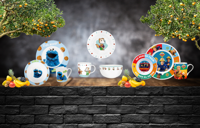Kinder Porzelan Set