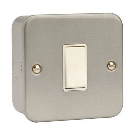 Click - 1 Gang 2 Way Light Switch - Metal Clad