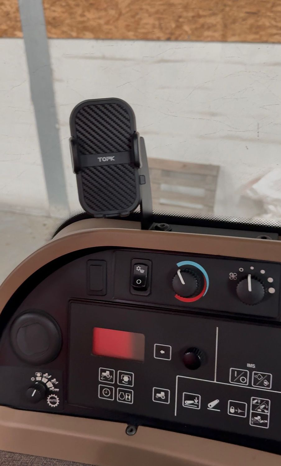 8xxx/7xxx Series (2004–2012) – Phone Mount