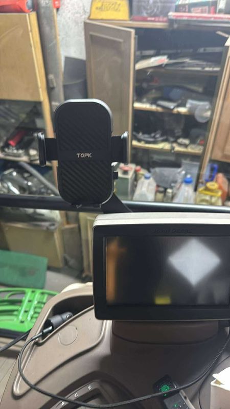 6R Series Phone Mount (Fits 3-Bolt Mounting)
