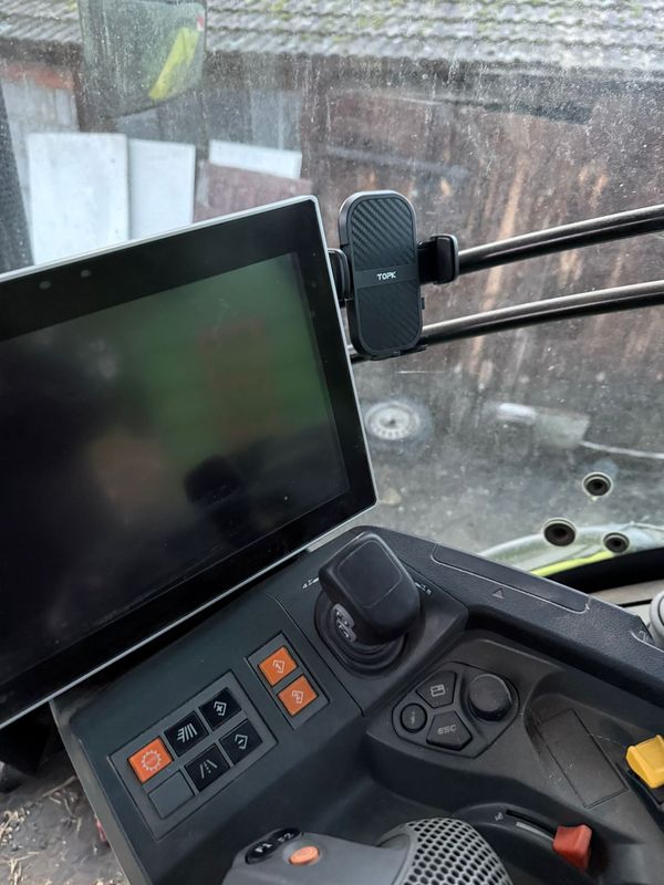 Claas Cebis - Phone Mount