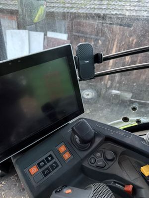 Claas Cebis - Phone Mount