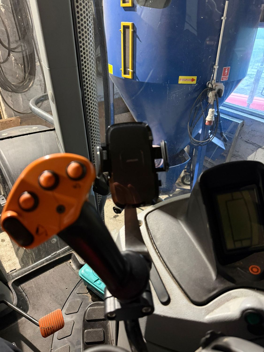 Phone Mount for New Holland Power/Range Command