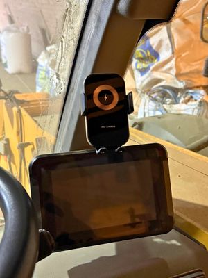 ​Phone Mount for JCB Telescopic Handlers JCB 536-95 IND | JCB 560-80 IND | JCB 542-70 IND | JCB 532-70 IND