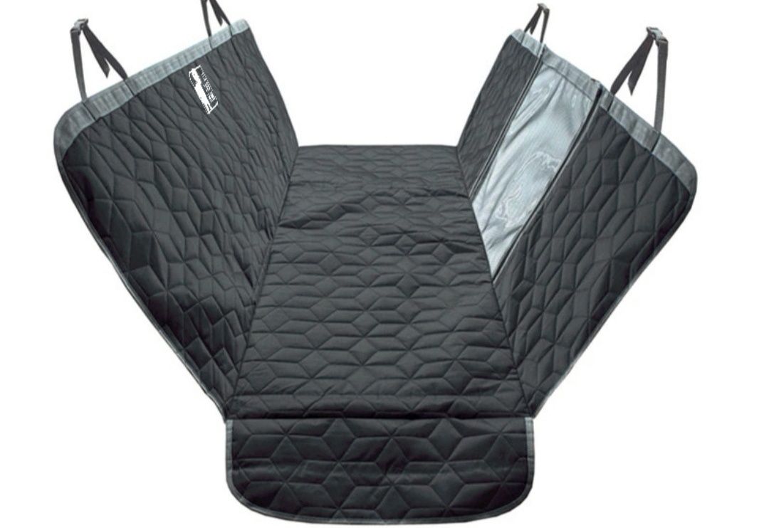 Le Chien Blanc - housse protectrice voiture Nomade