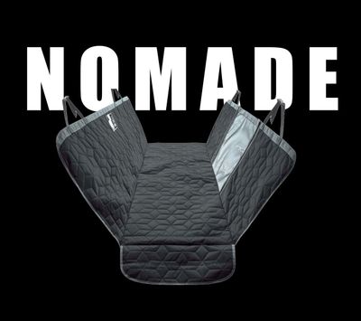 Le Chien Blanc - housse protectrice voiture Nomade