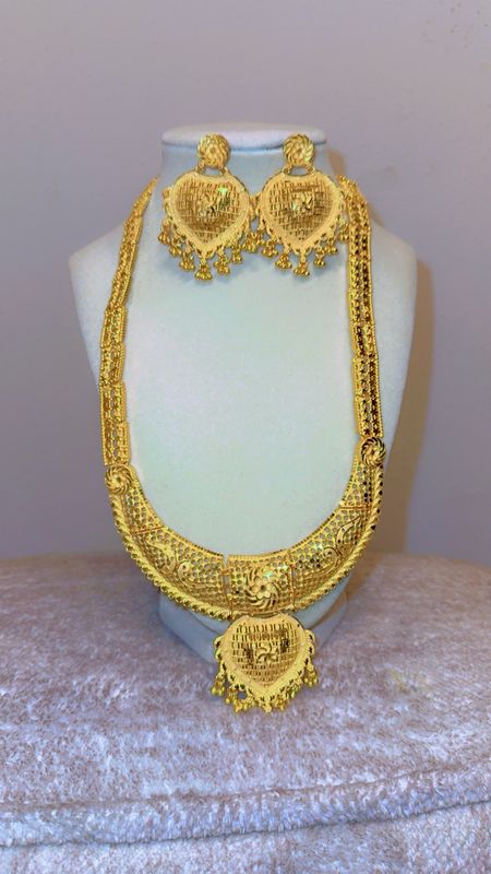 Zainab Premium Gold Plated Necklace Set