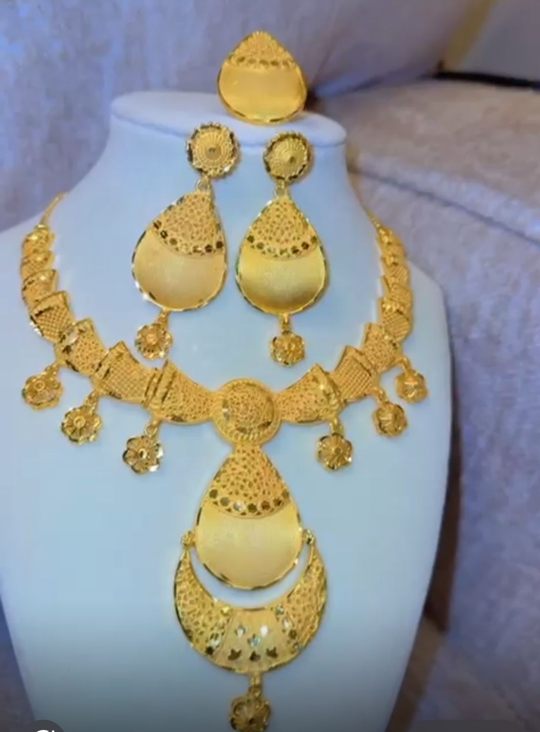 Zhulaika Premium Gold Plated Necklace Set