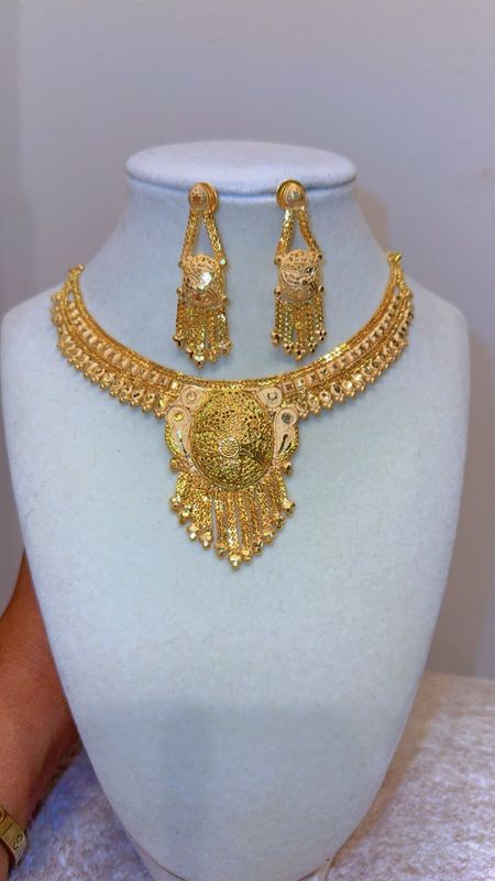 Sarah Premium Gold Plated Necklace Set