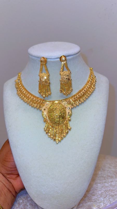 Sarah Premium Gold Plated Necklace Set