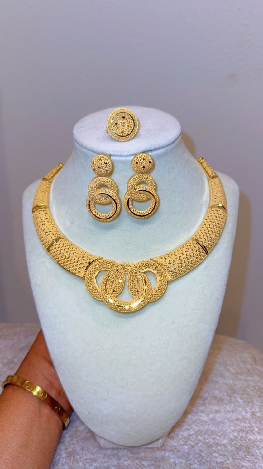 Oulaye Premium Gold Plated Necklace Set