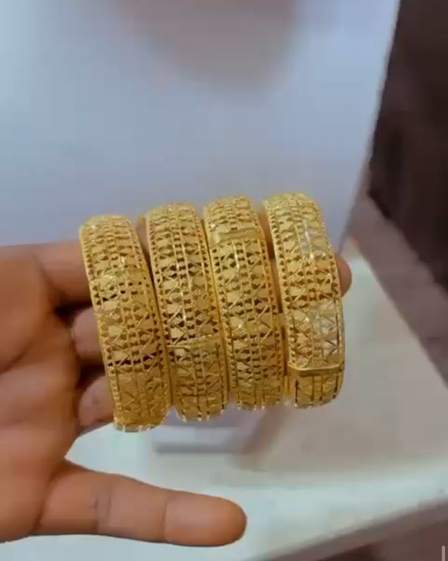 Ida 2 PC Premium Gold Plated Bangle set